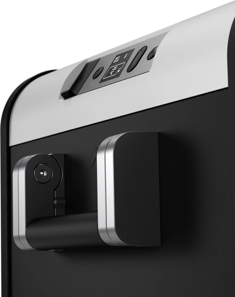 Dometic CFX3 35 Powered Cooler 4 Dometic CFX3 35 Powered Cooler - Image 2