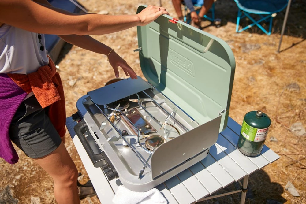 Coleman Cascade 328 3-Burner Camp Stove 11 Coleman Cascade 328 3-Burner Camp Stove - Image 9