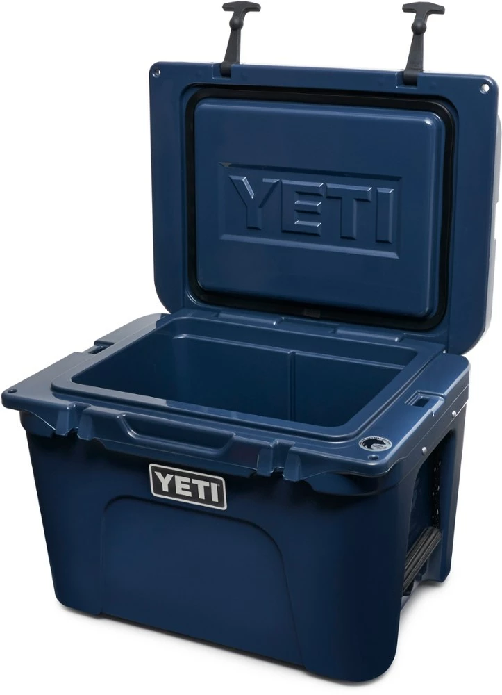 YETI Tundra 35 Cooler 4 YETI Tundra 35 Cooler - Image 2