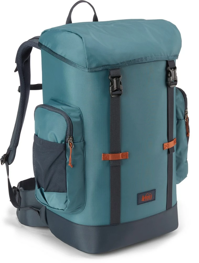 REI Co-op Cool Trail Pack Cooler 3 REI Co-op Cool Trail Pack Cooler