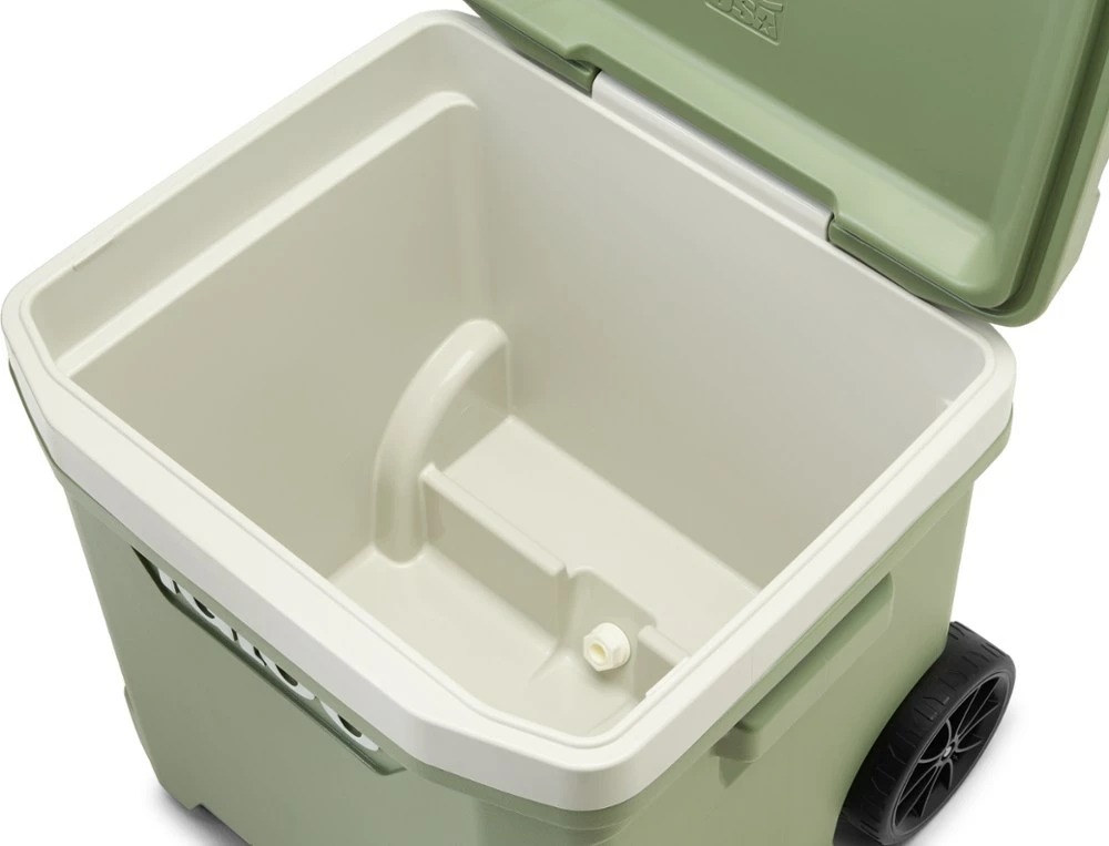 Igloo ECOCOOL Roller Cooler - 60 qts. - Sage Green 9 Igloo ECOCOOL Roller Cooler - 60 qts. - Sage Green - Image 7