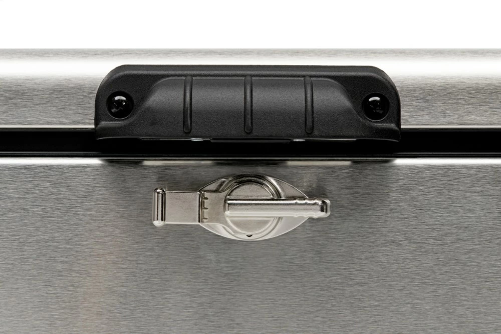 Coleman Reunion 54-Quart Steel Belted Cooler 9 Coleman Reunion 54-Quart Steel Belted Cooler - Image 7