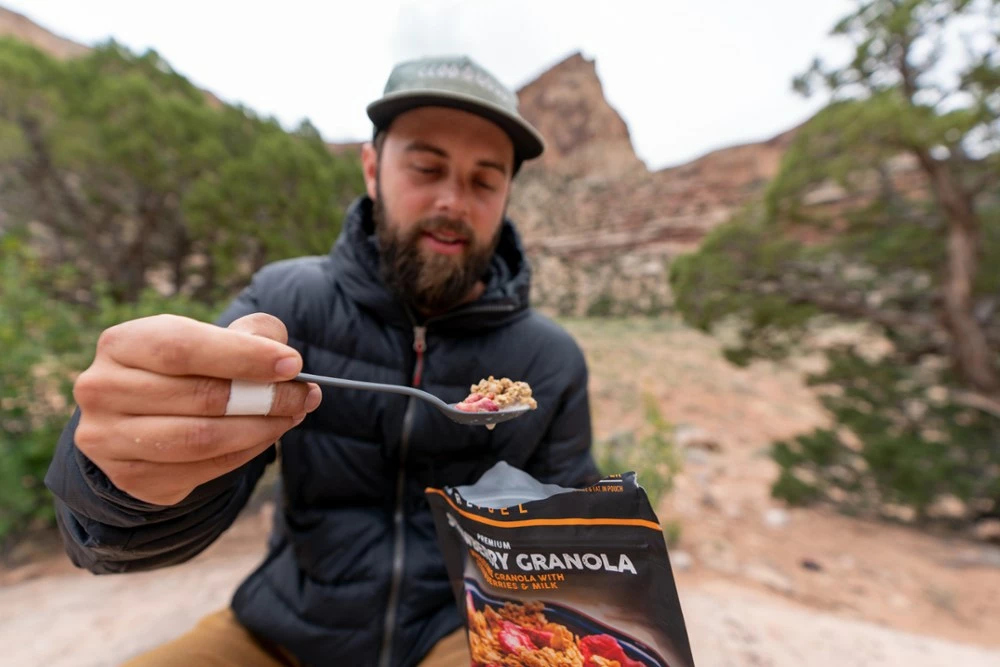 PEAK REFUEL Strawberry Granola 5 PEAK REFUEL Strawberry Granola - Image 3