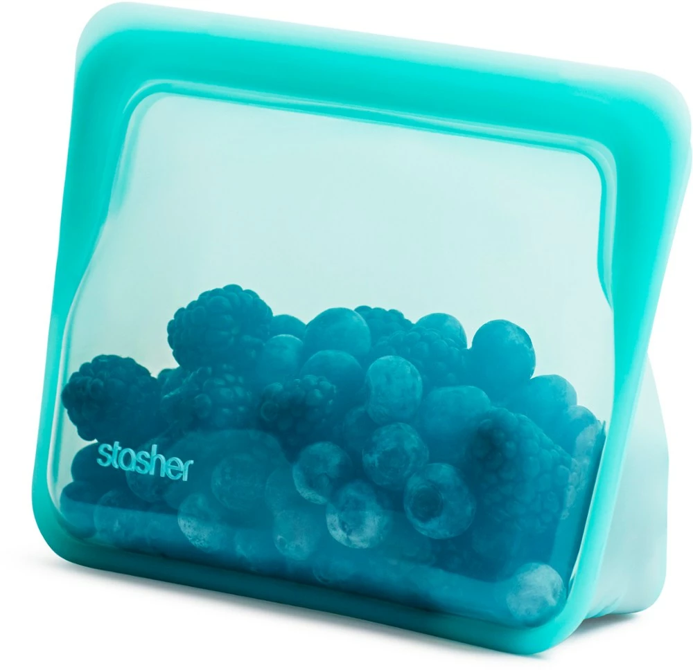 Stasher Stand-Up Stasher Bag - 28 fl. oz. - Aqua 4 Stasher Stand-Up Stasher Bag - 28 fl. oz. - Aqua - Image 2